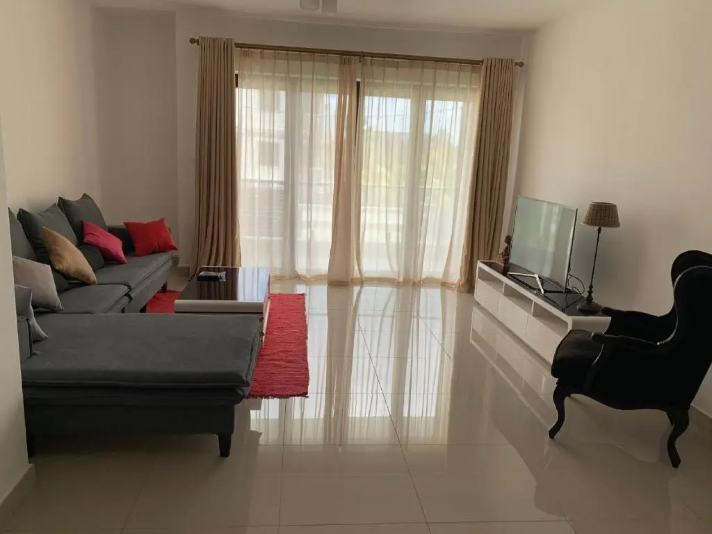 APPARTEMENT PEREYBERE, 100 m de la plage