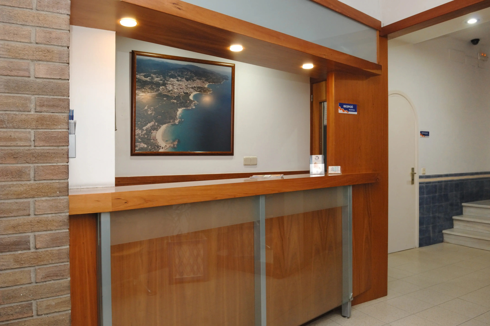 Almirall Apartaments