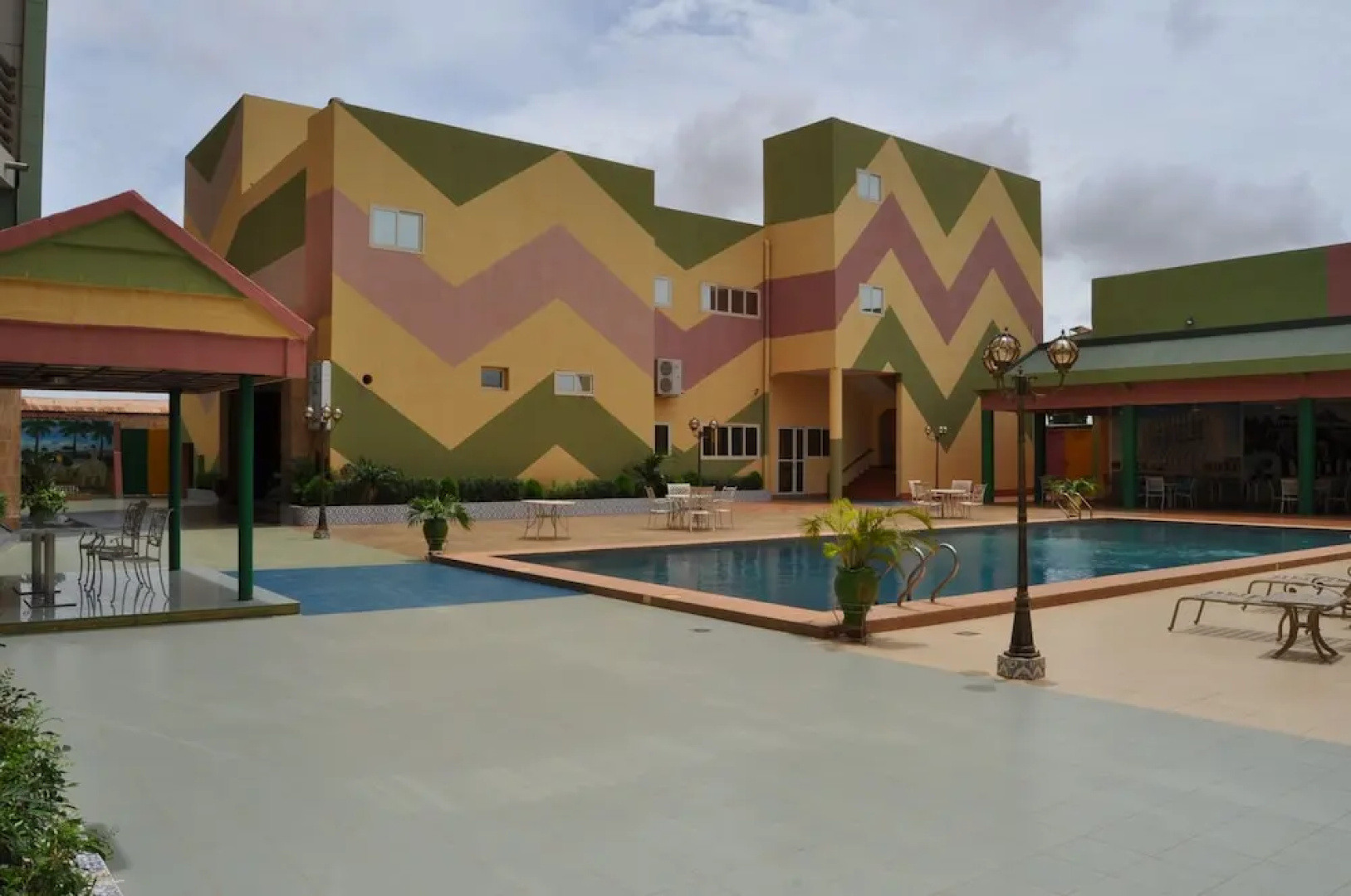 Royal Beach Hotel