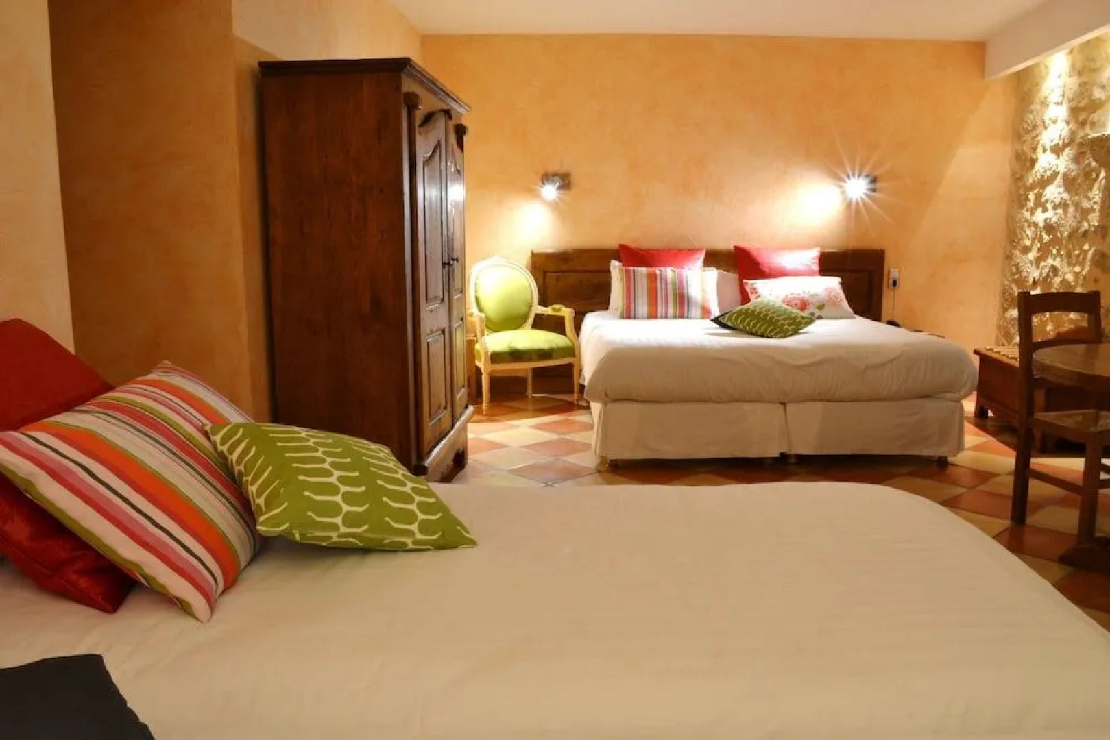 Les Feuilles dAcanthe