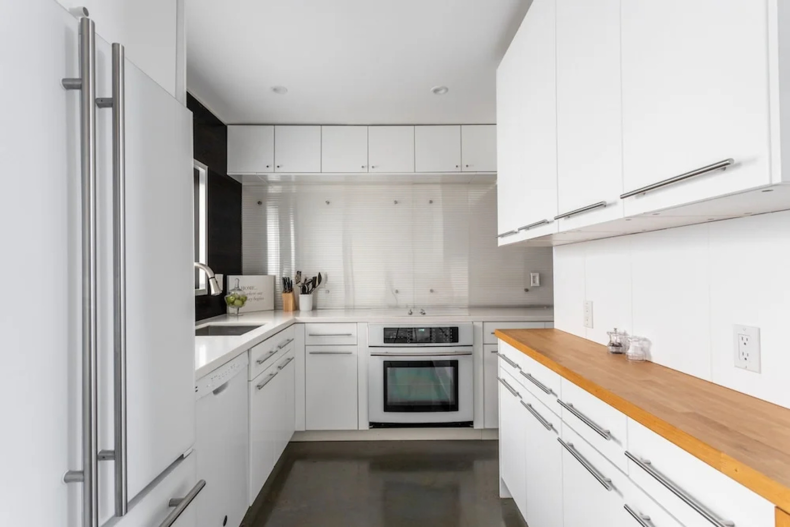 Luxury Living in Contemporary Old Town Scottsdale Townhouse townhouse