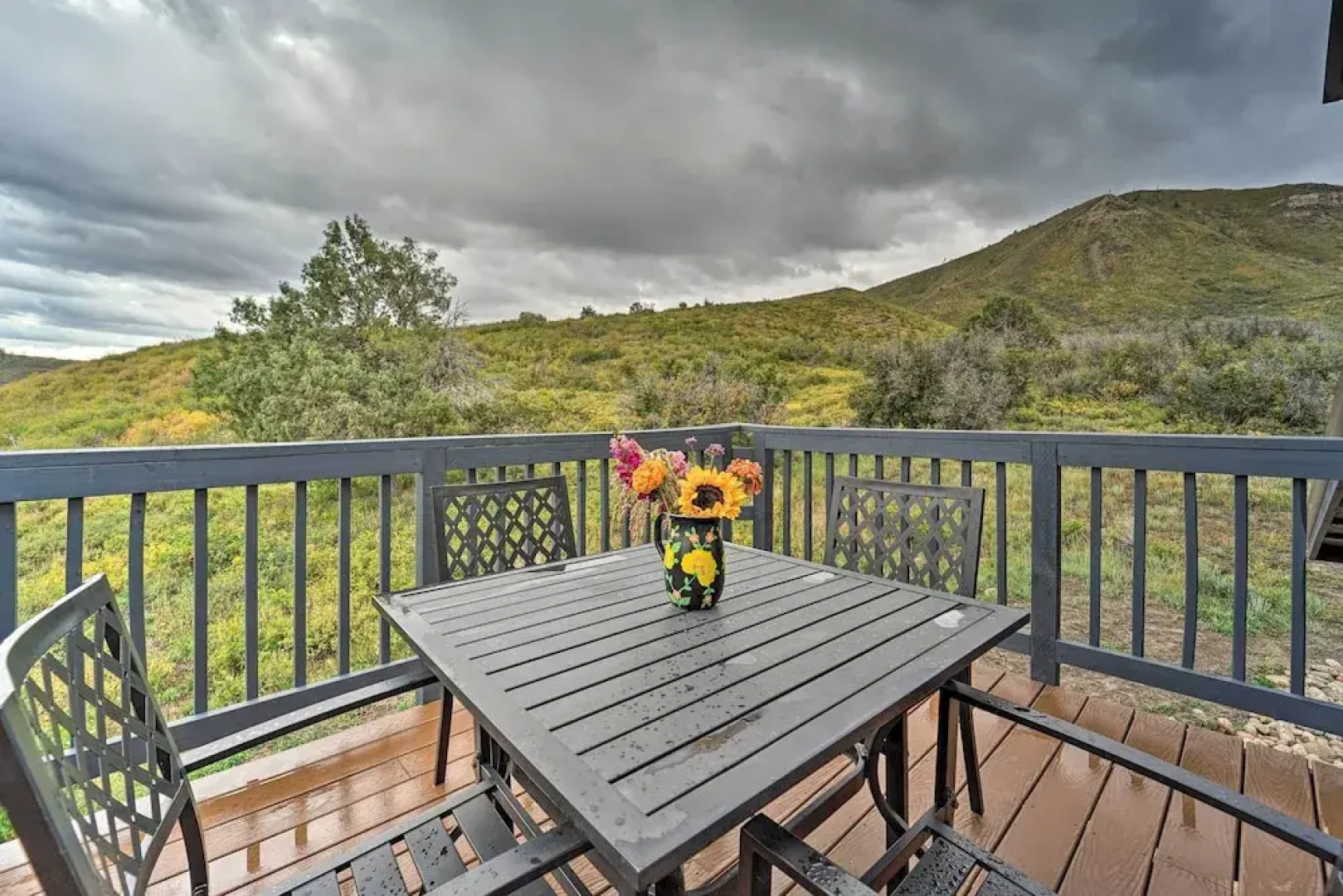 Studio w/ Mountain Views < 30 Min to Durango!