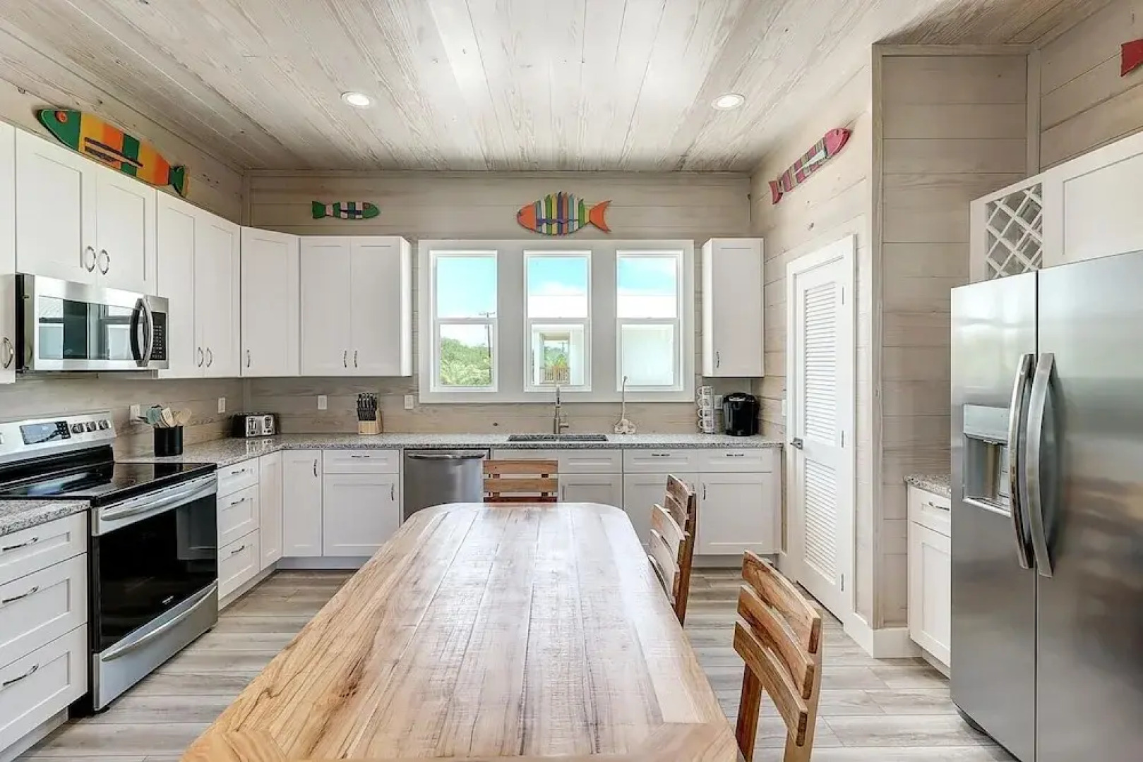 Seven Palms 3 Bedroom Home by RedAwning