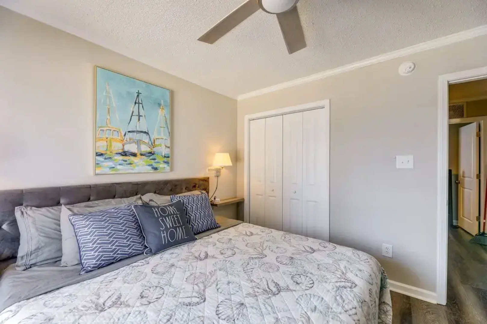 Beachfront North Carolina Condo - Steps to Ocean!