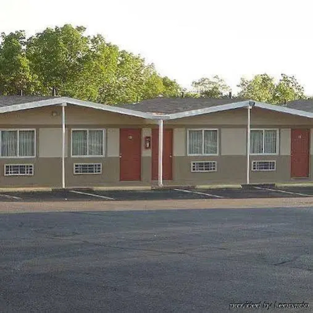 Relax Inn St. Robert