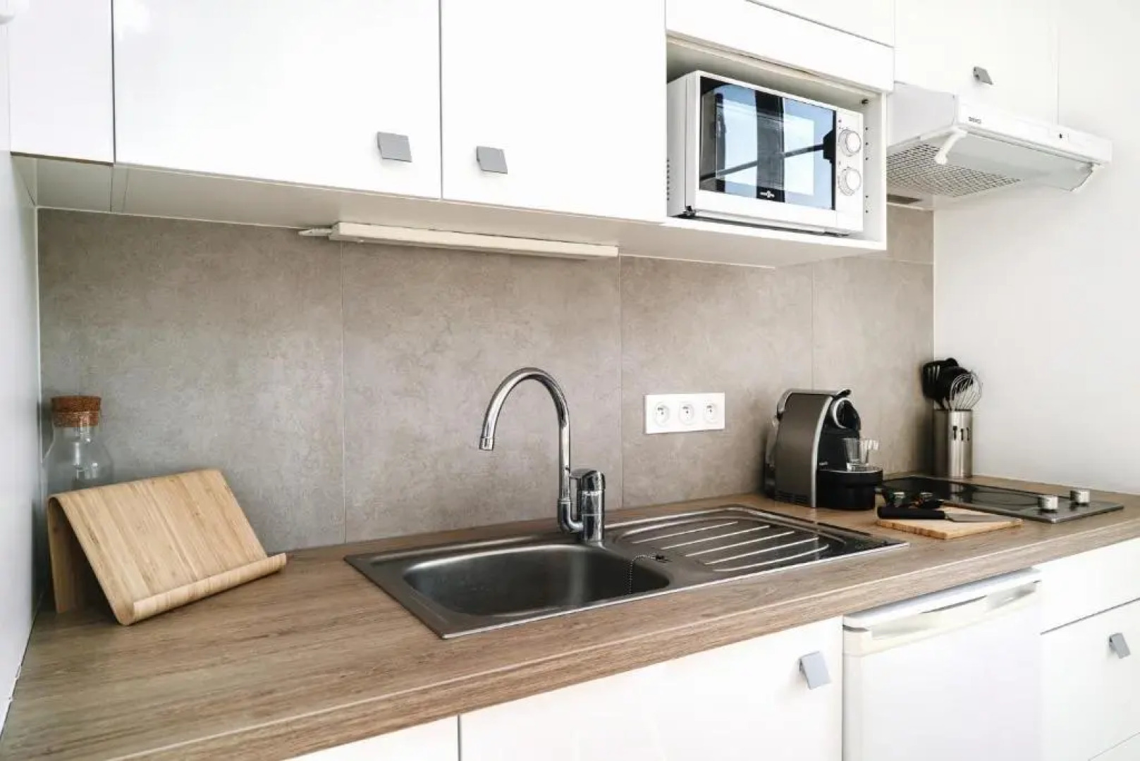 ★ Parisian Romantic Hideaway ★