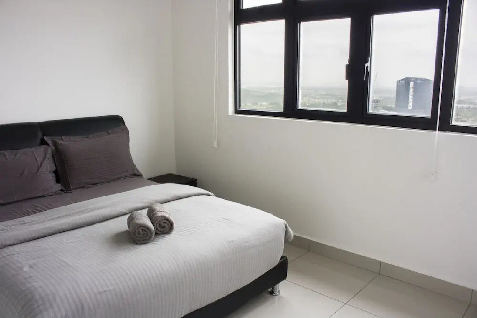 Ashton Meridin Suites