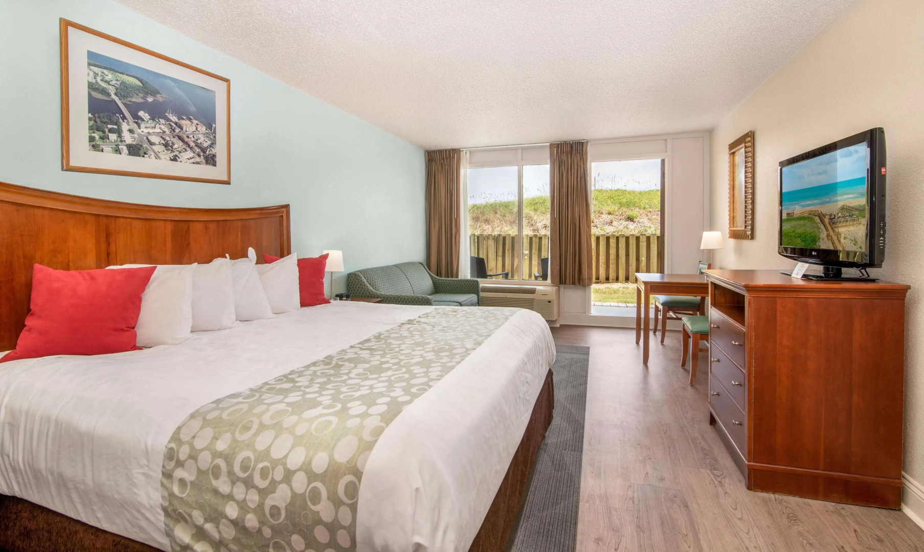 Ramada Plaza by Wyndham Nags Head Oceanfront