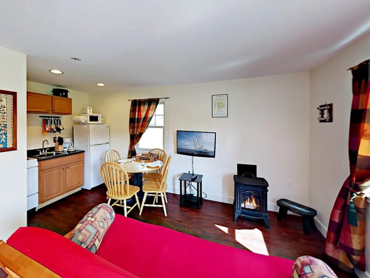 301 Adams Pond Rd 10 Lewis, IPA Cottage 2 Bedrooms 1 Bathroom Cottage