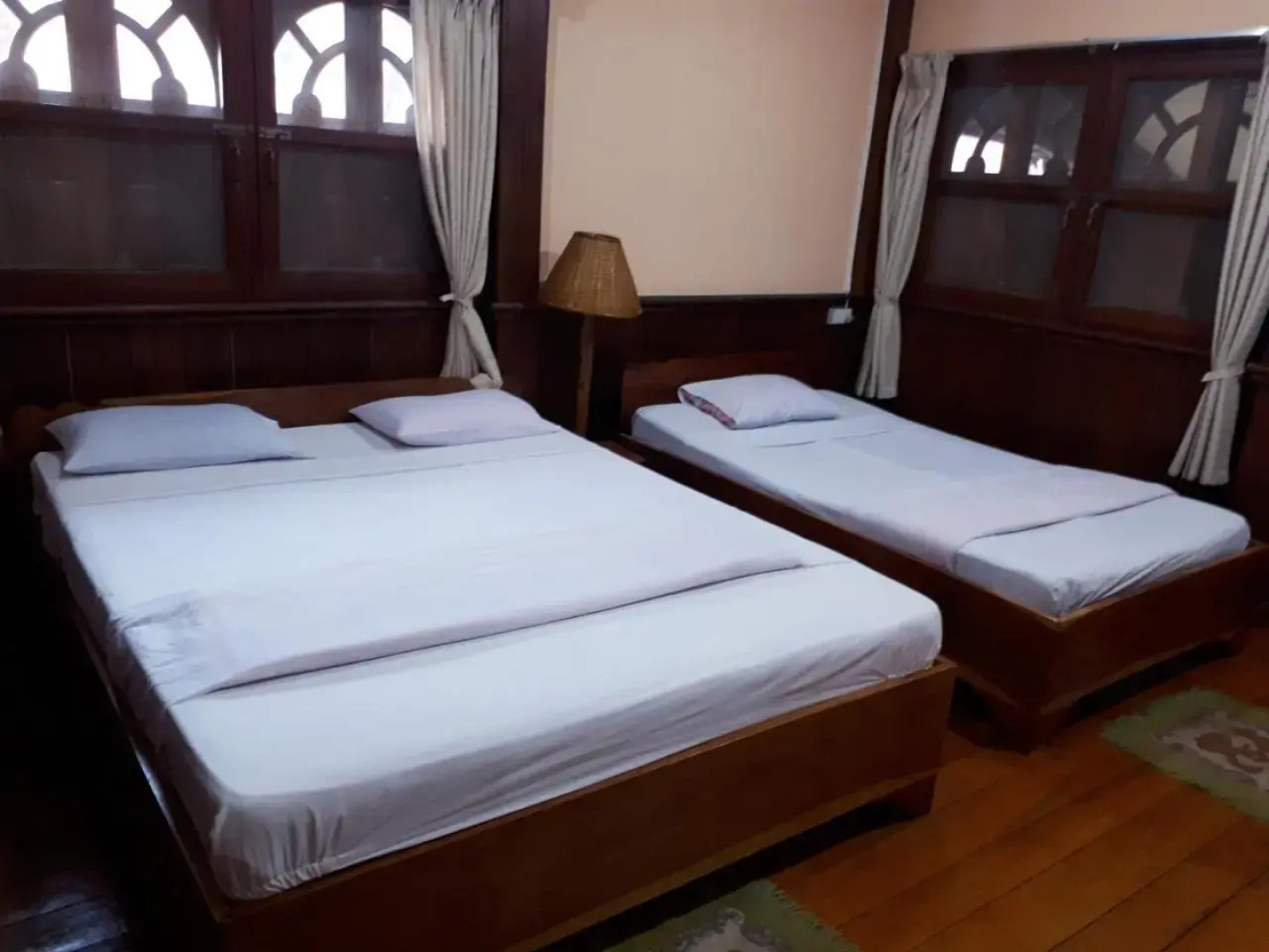 Anouxa Riverview Guesthouse