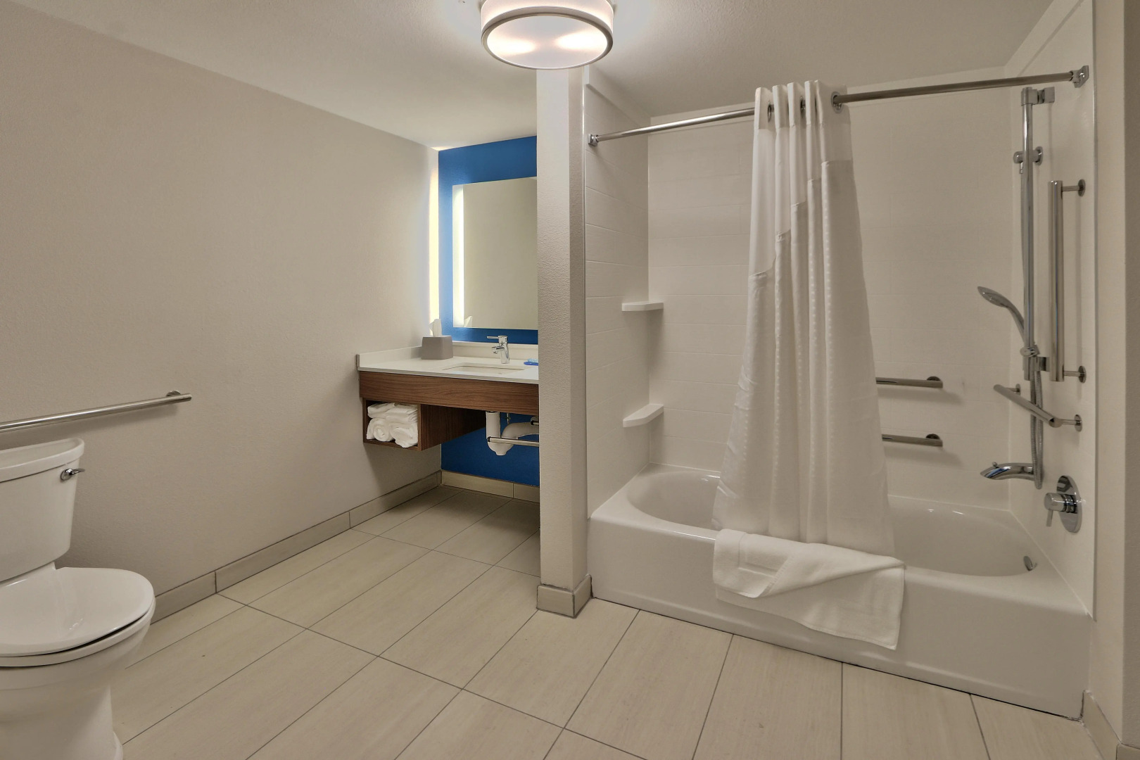 Holiday Inn Express & Suites Roswell by IHG