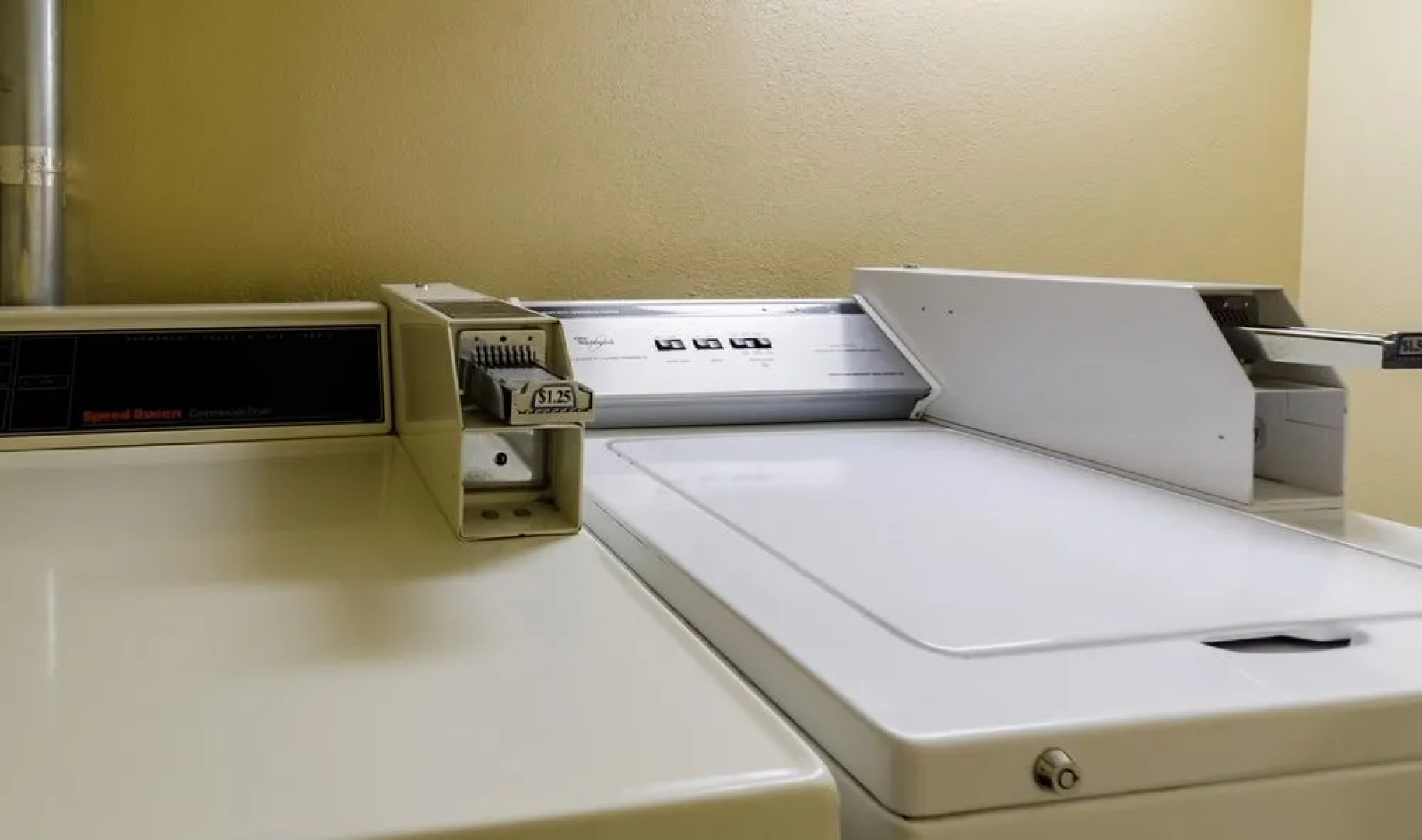 Econo Lodge Junction City I-70 Near Fort Riley