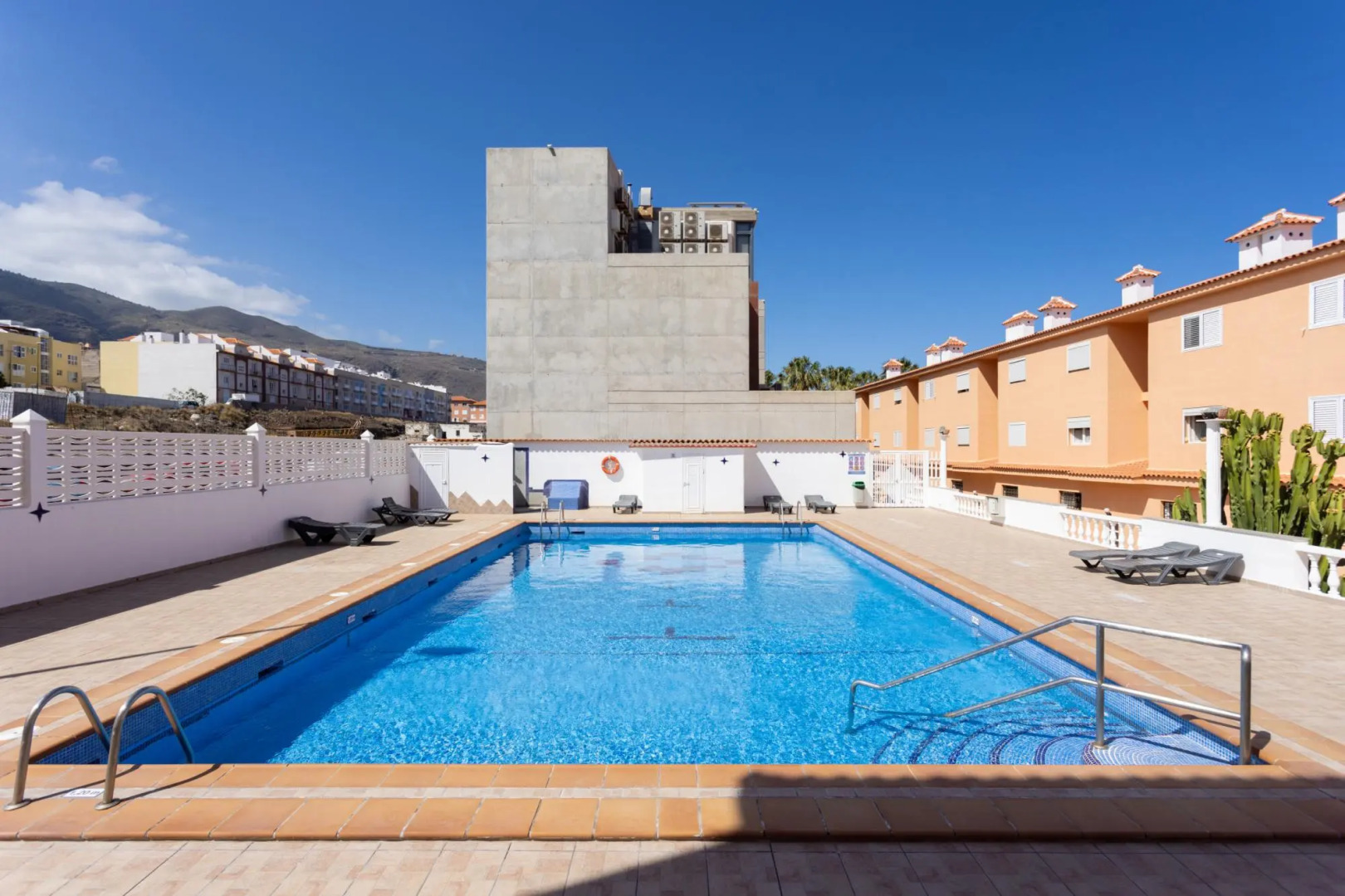 Home2Book Design Sea Views Caletillas, Pool