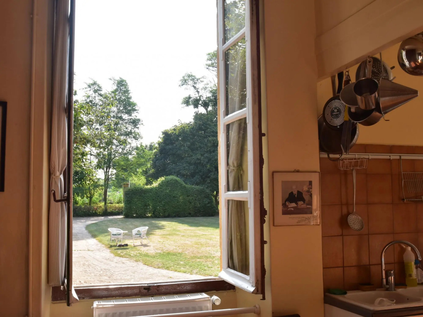 Vintage Mansion in Saint-aubin-sur-loire With Pool