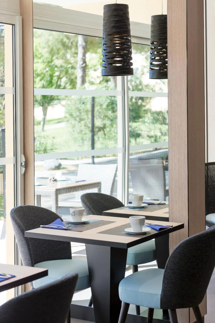 Opéralia Hôtel Les Pins