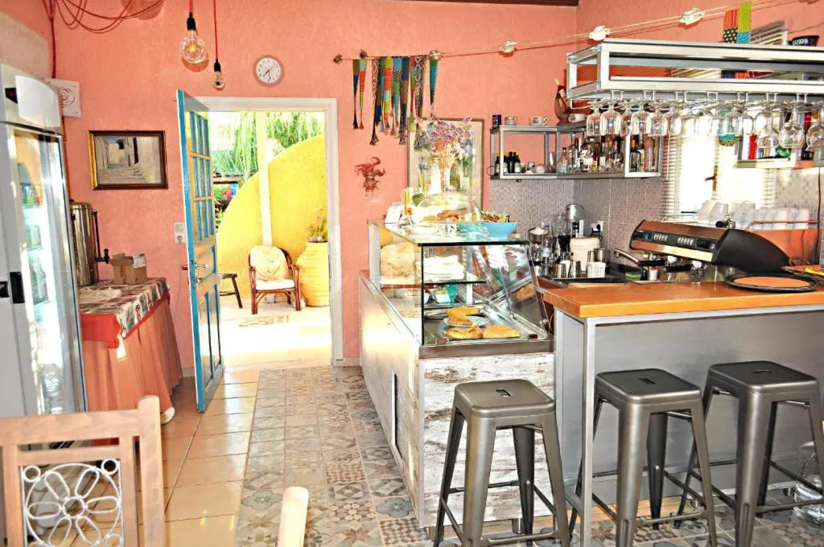 Cavo Perlevos Studios