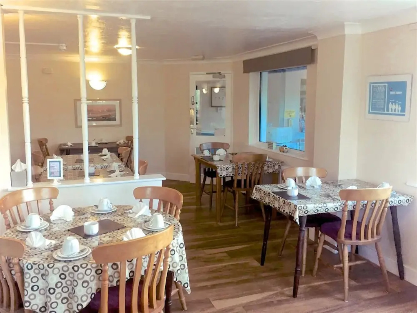 Sunnymeade Country Hotel