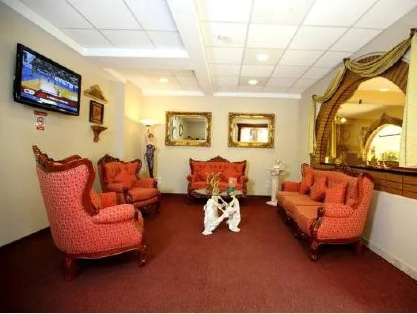 The Rokes Plaza Hotel