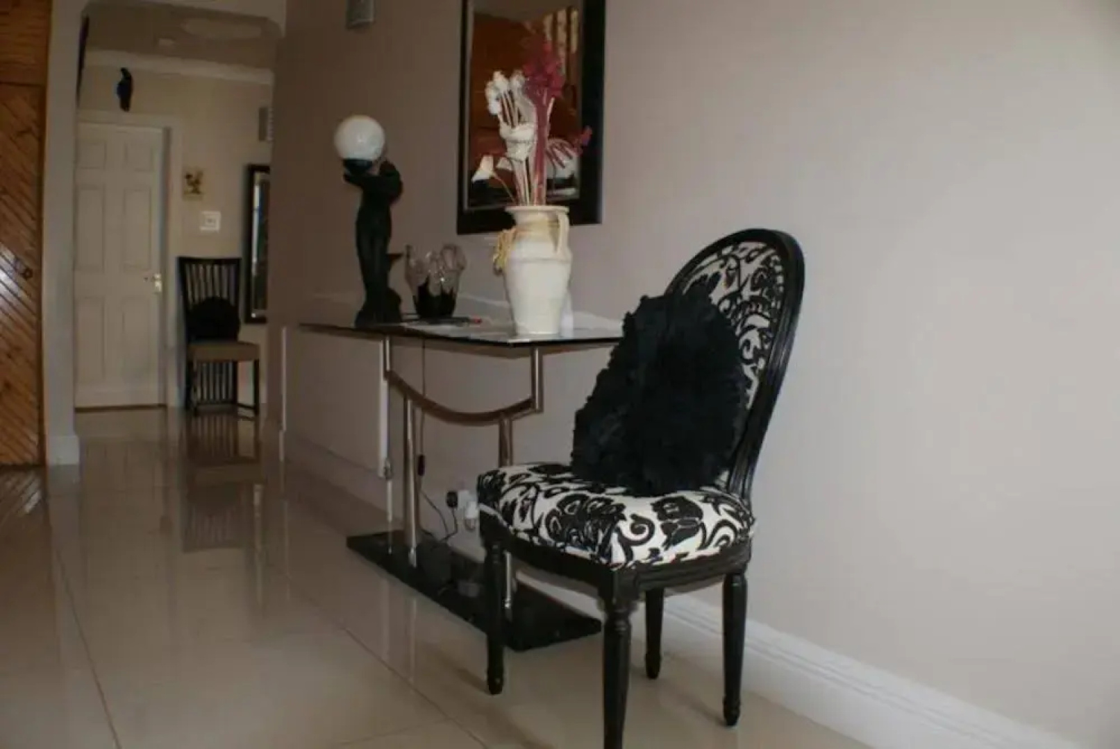 Eske Villa Bed & Breakfast