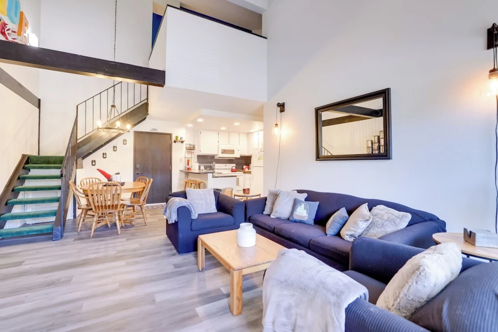 Ski-in/out Condo w/ Hot Tub Access in Brian Head!