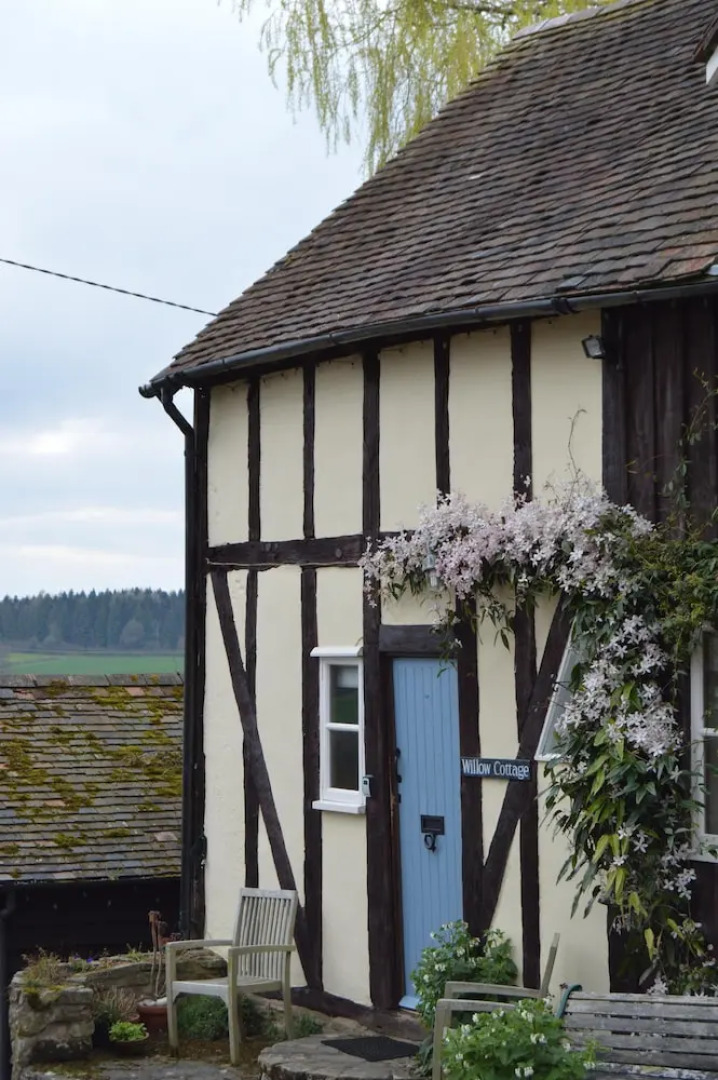 Whitewells Farm Cottages