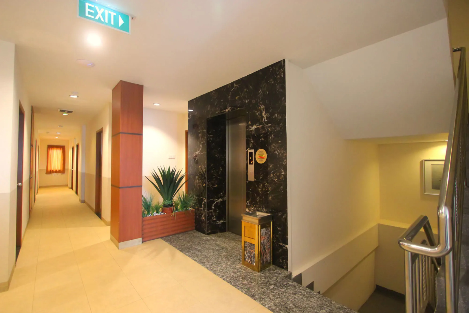 Lovina Inn Nagoya Batam