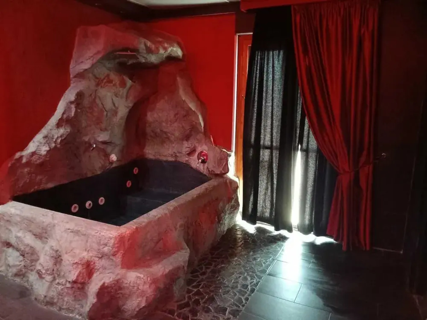 Hotel La Fayette Licola