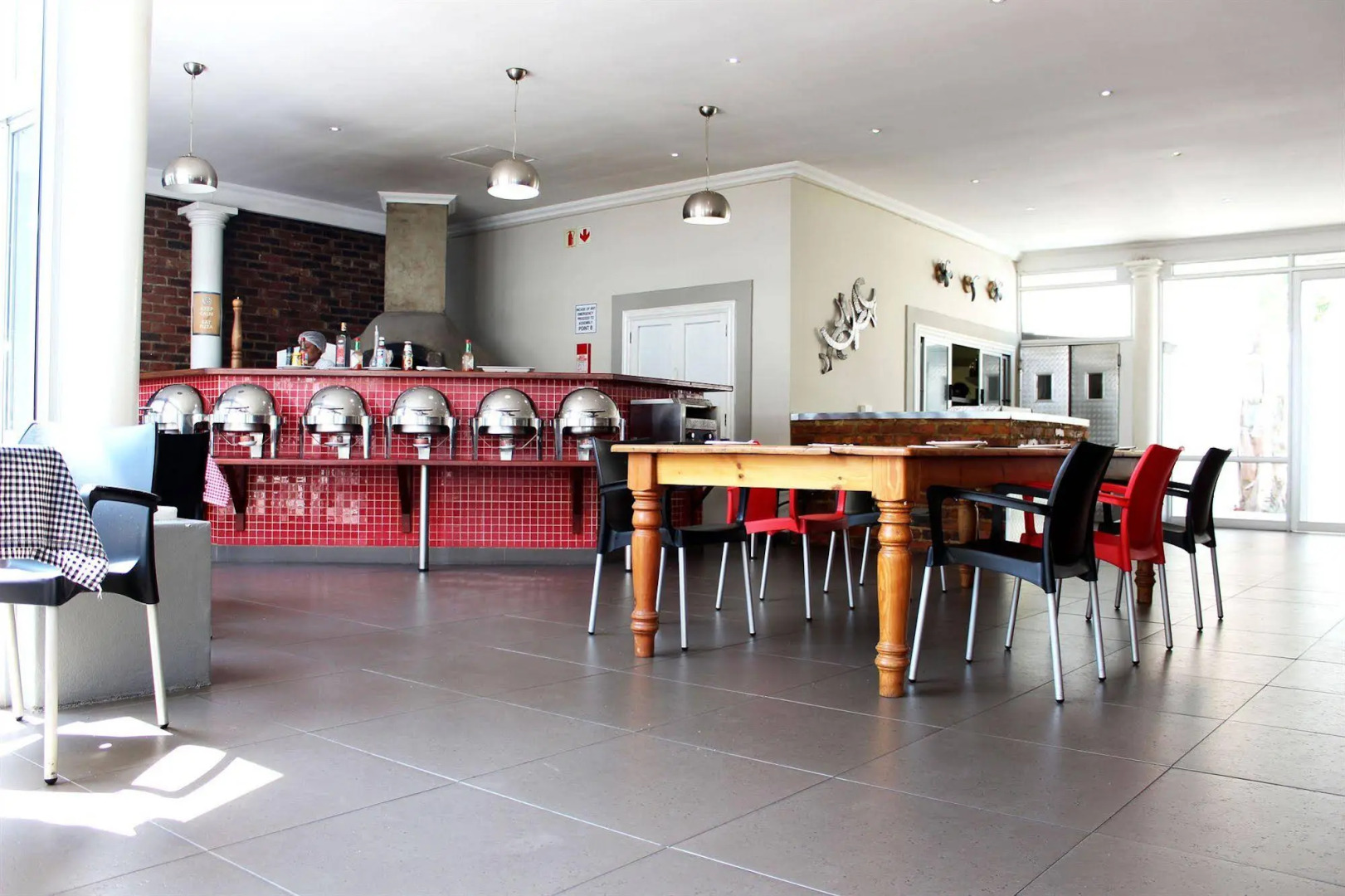 Life Hotel - The Aviator