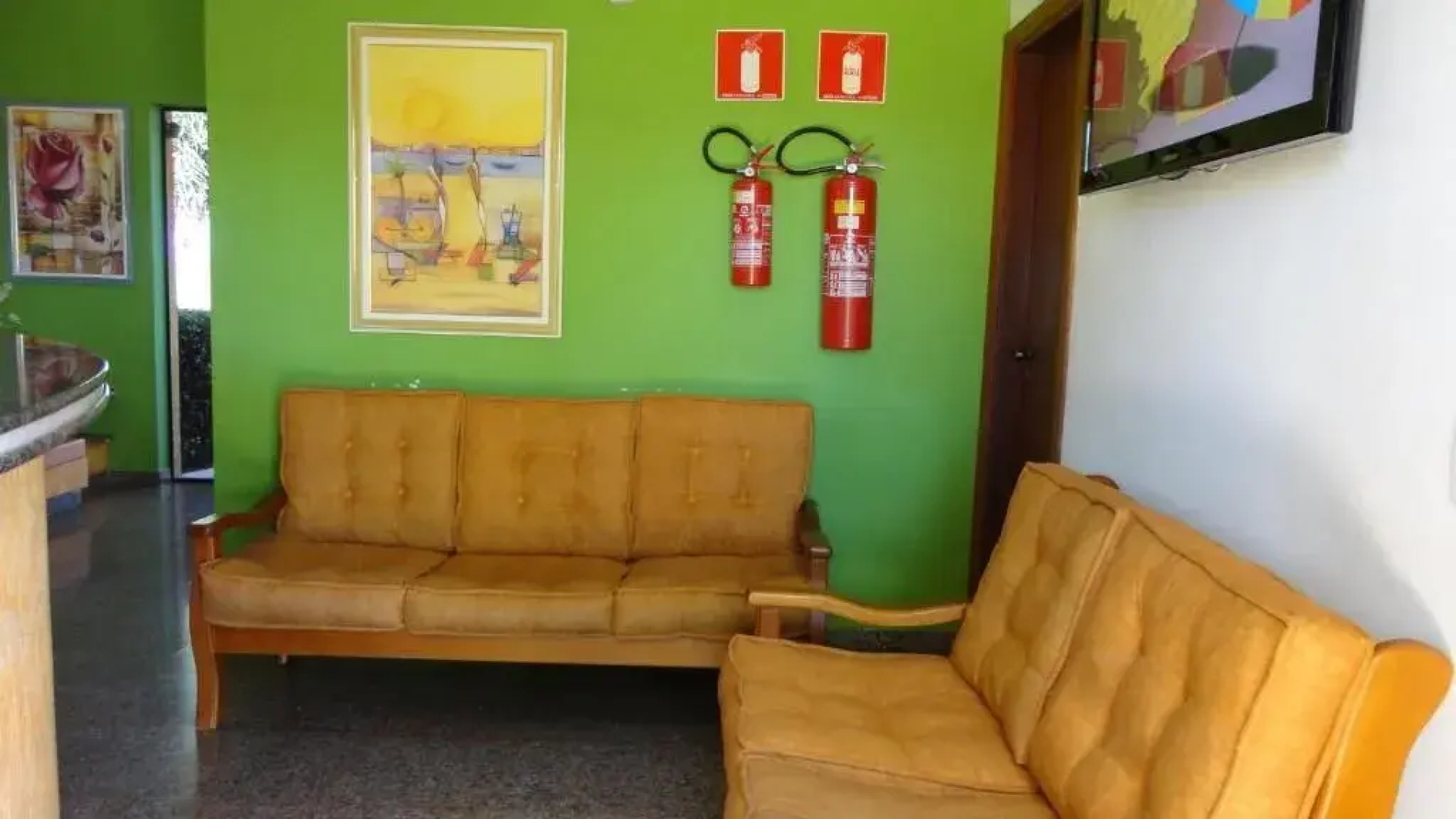 Hotel Green Village