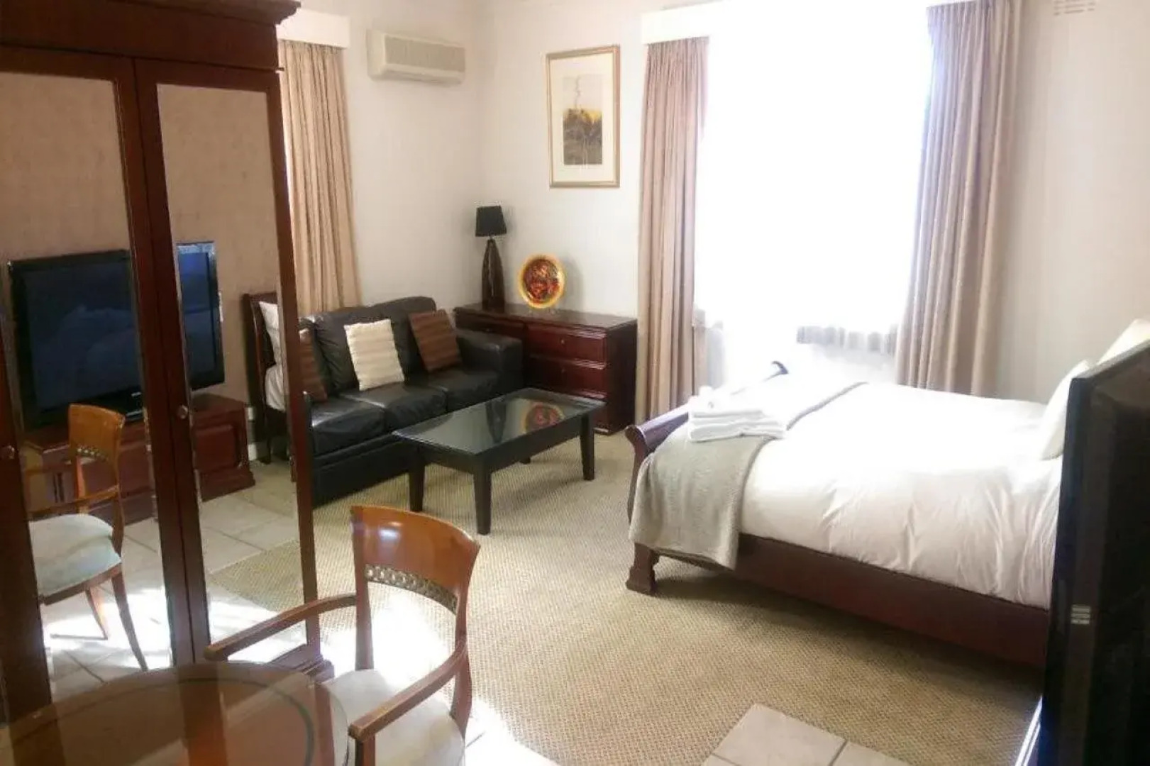 Country Plaza Queanbeyan