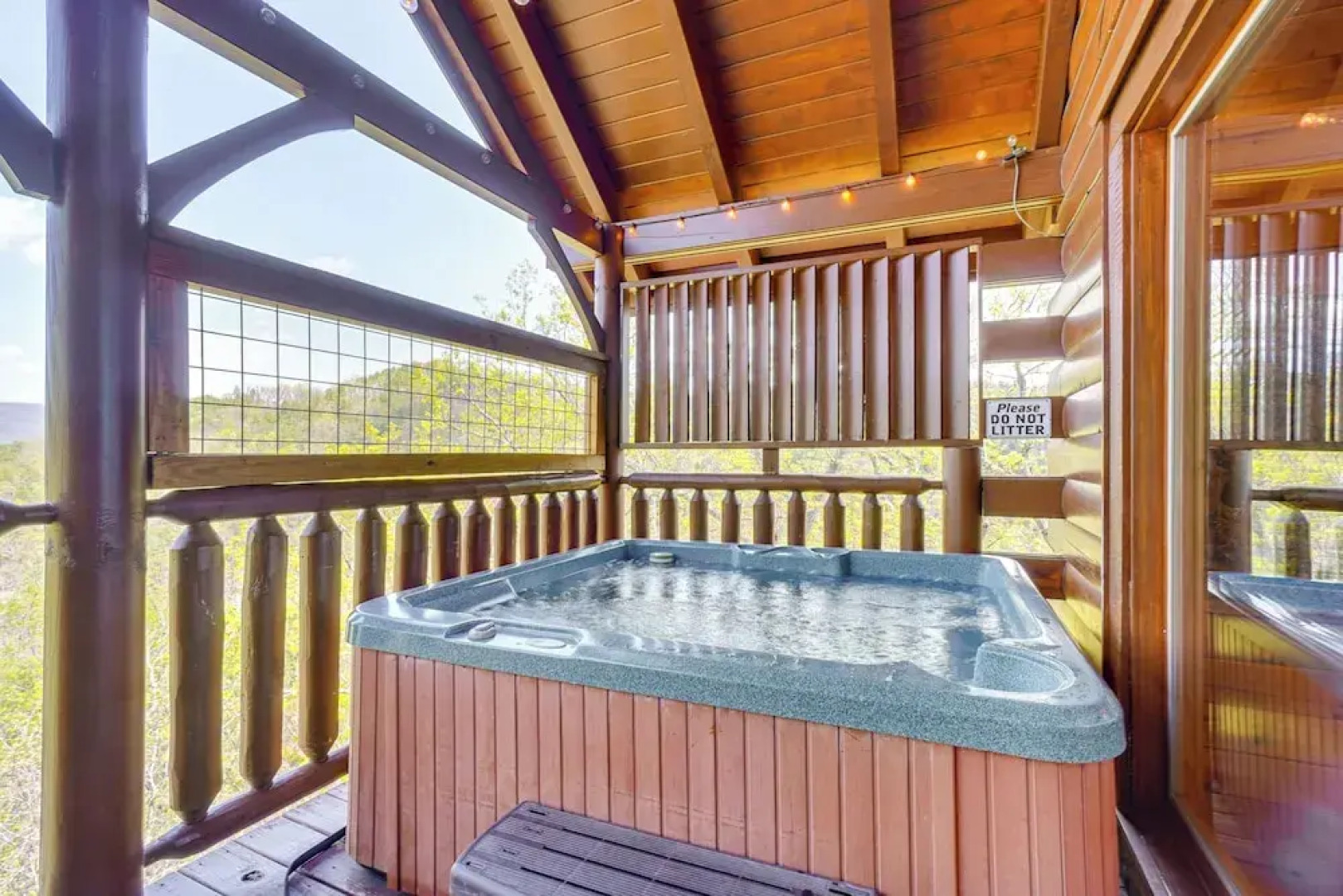 'mountain Dreams' Cabin: Hot Tub, Sauna & Views!