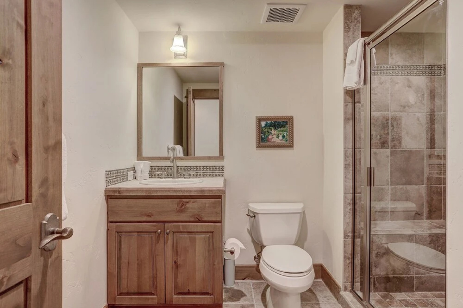 Elegant Updated 3 Bedroom Condo At One Arrowhead Place Condo by RedAwning