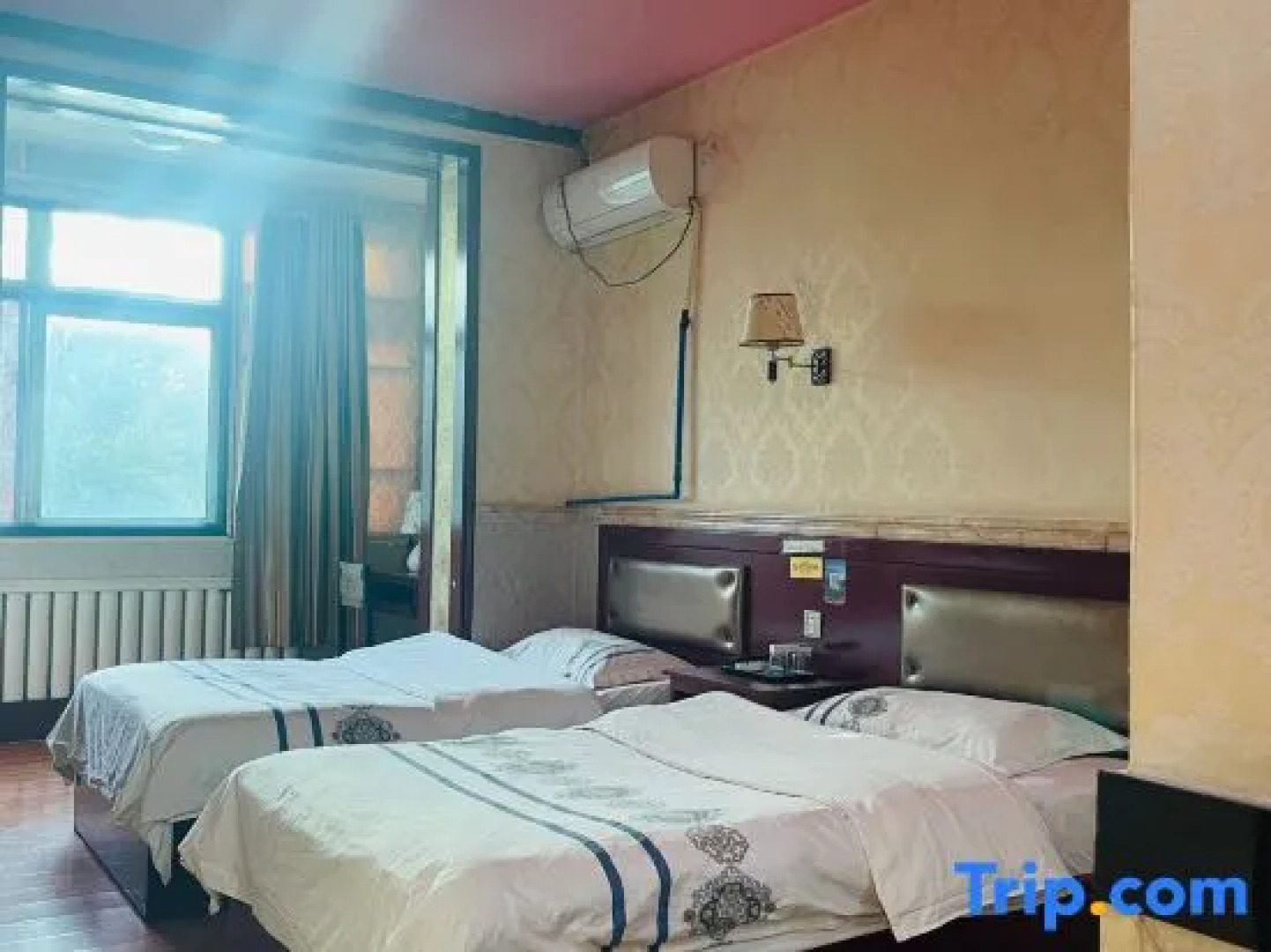 Xinyuan New Super 8 Express Hotel