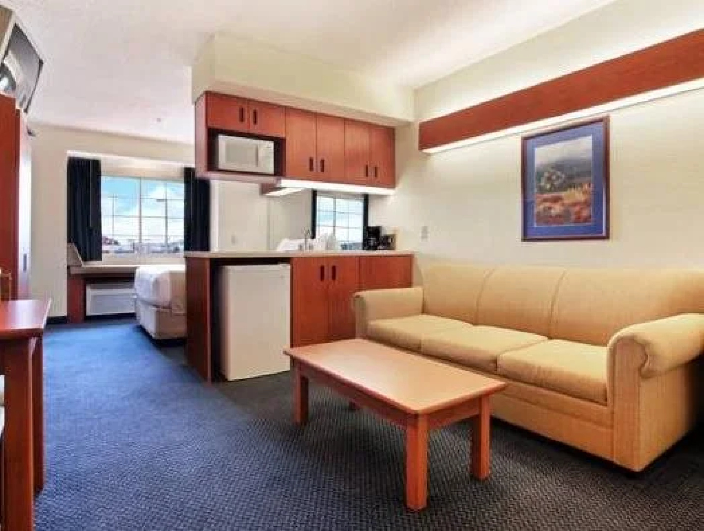 Rincon Inn and Suites