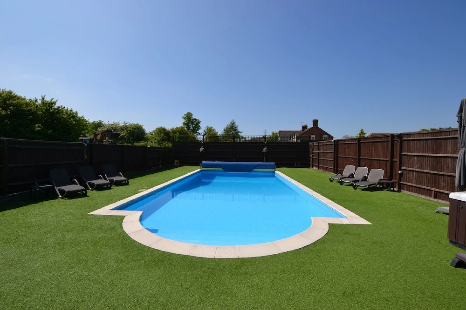 The Pool House at Upper Farm Henton