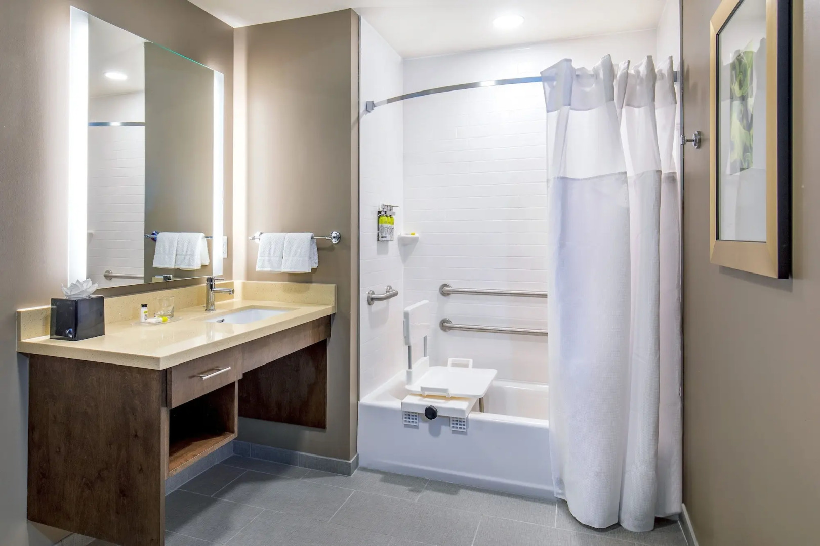 Staybridge Suites Charlottesville Airport by IHG