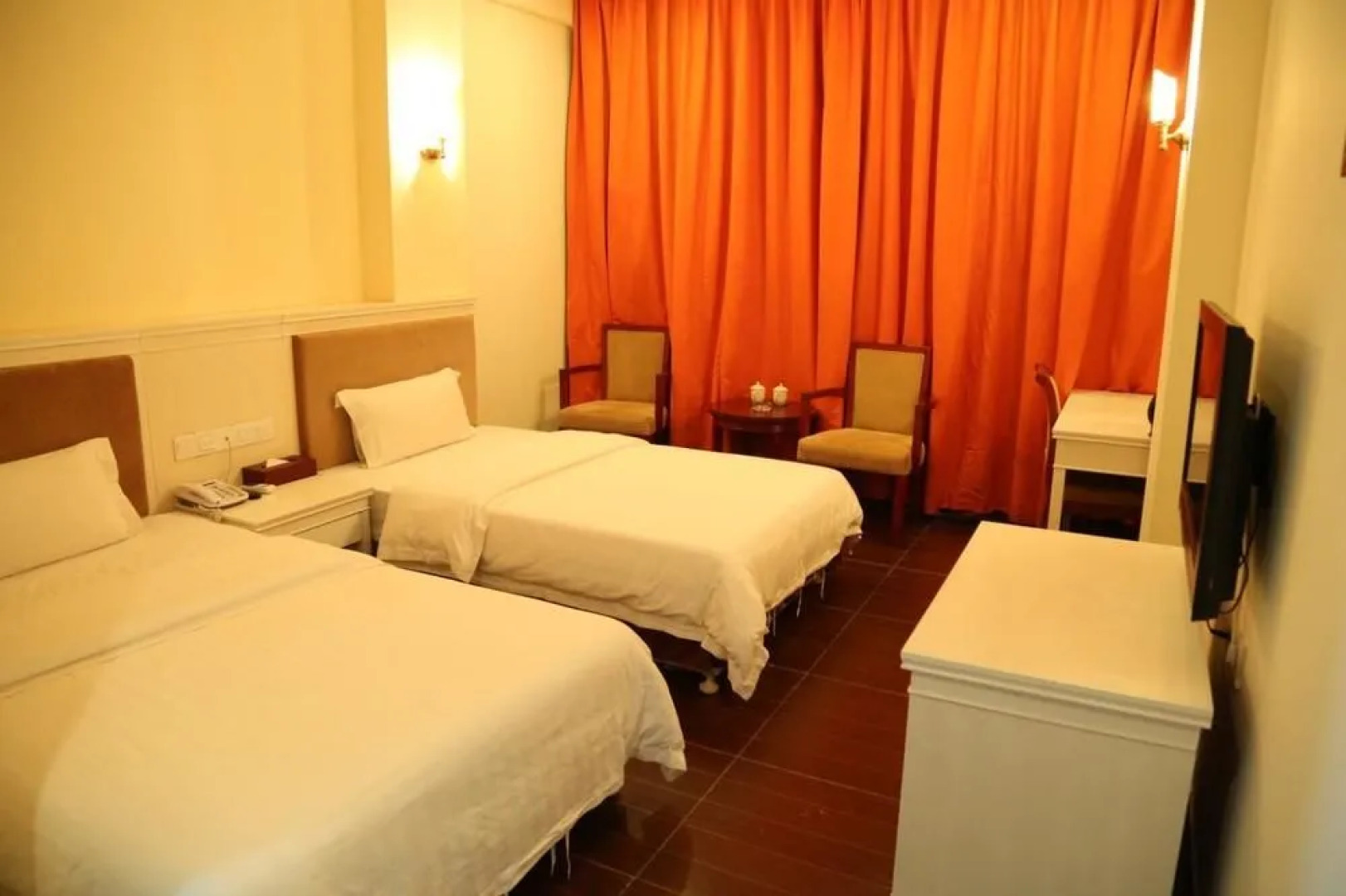 Oriental Shine Hotel