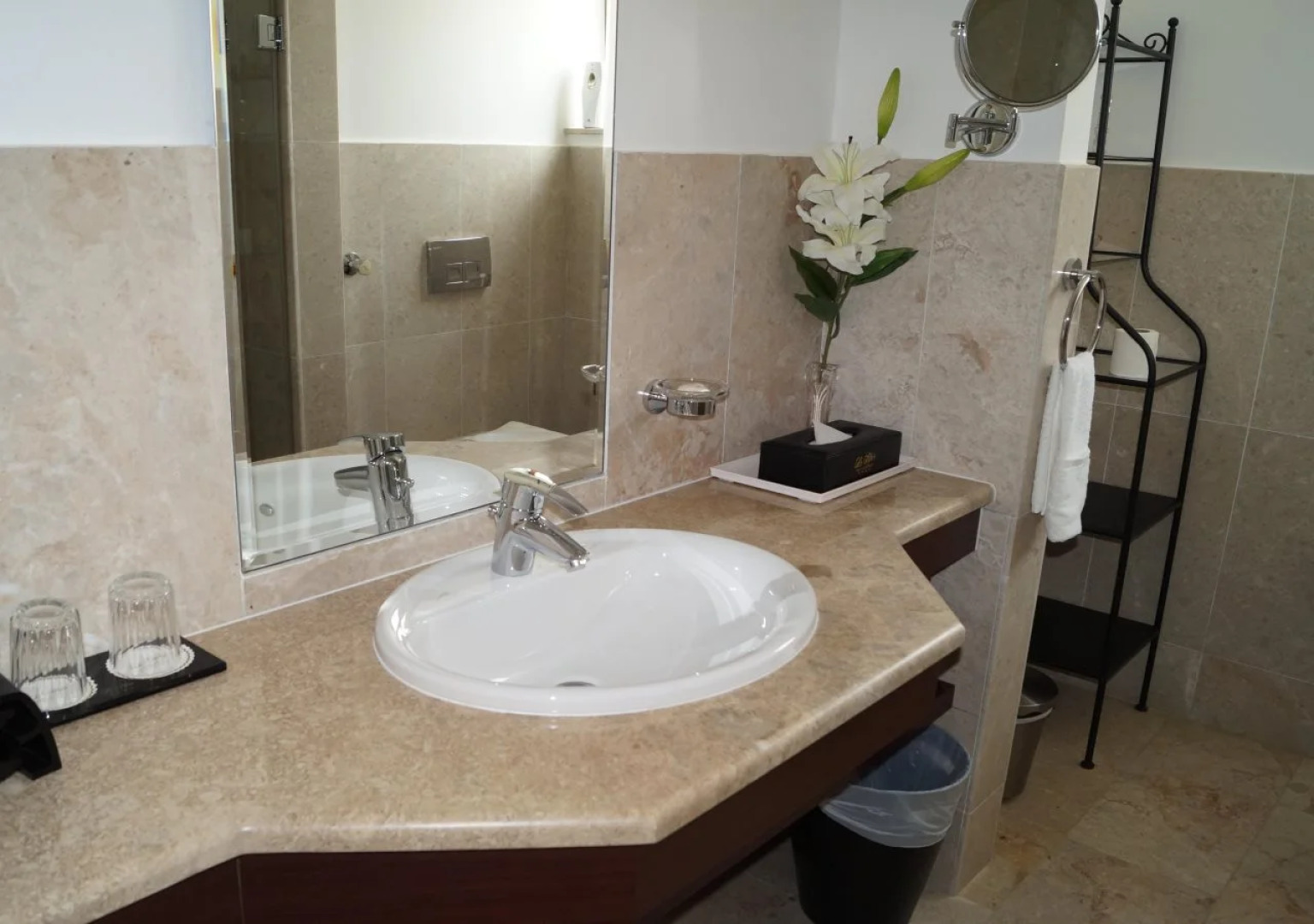 Le Sifah Resort Apartments