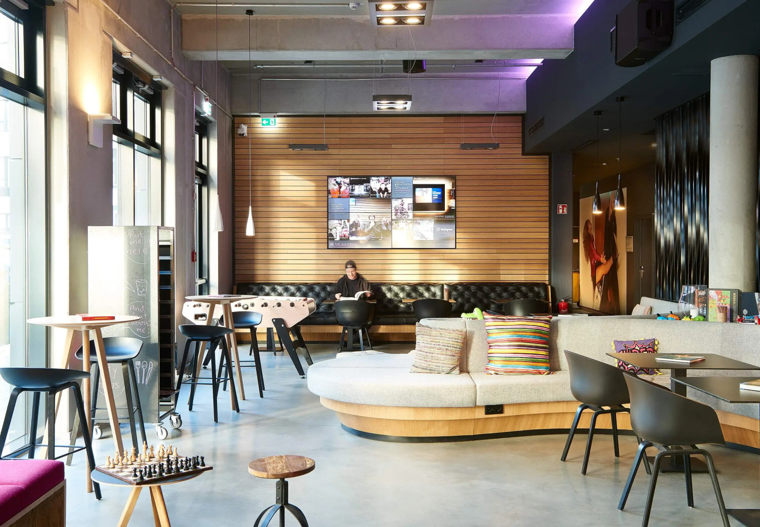 MOXY Frankfurt Eschborn