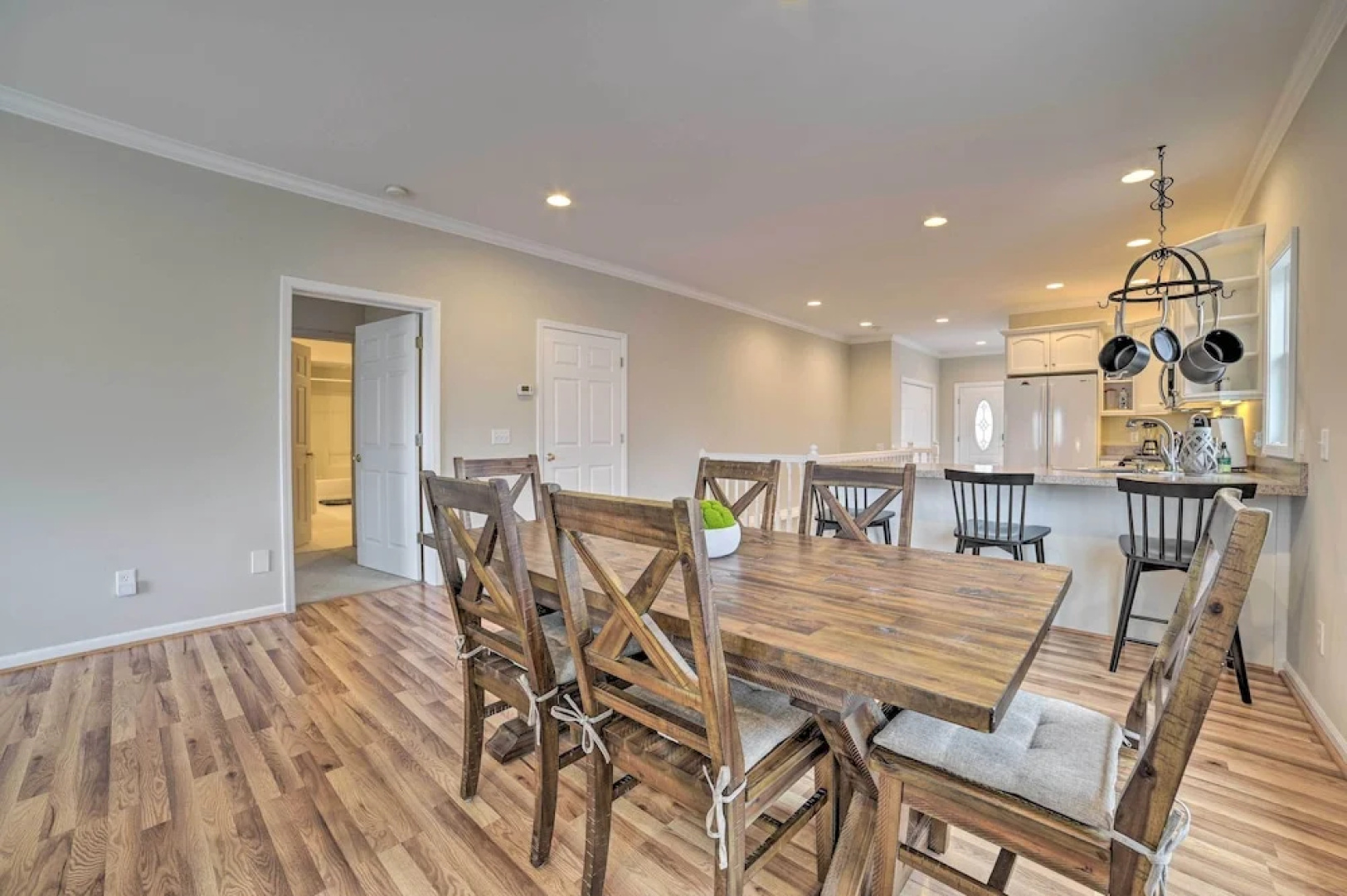 1 Mi to Nubs Nob: Pet-friendly Home w/ Hot Tub