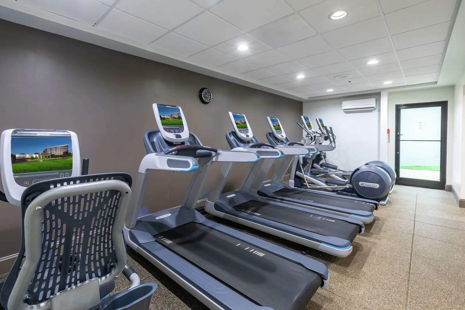 DoubleTree by Hilton Winston Salem - University