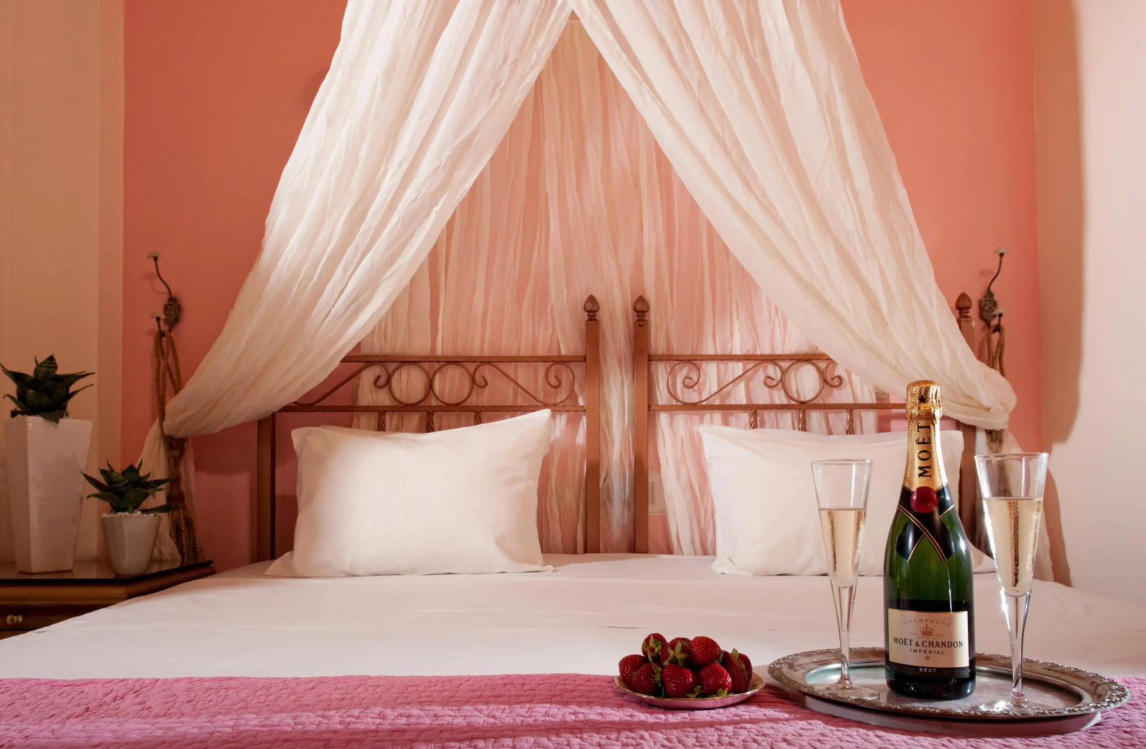 Socrates Hotel Apartments