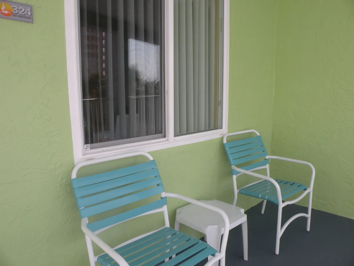 Pelican Pointe Clearwater Beach Hotel