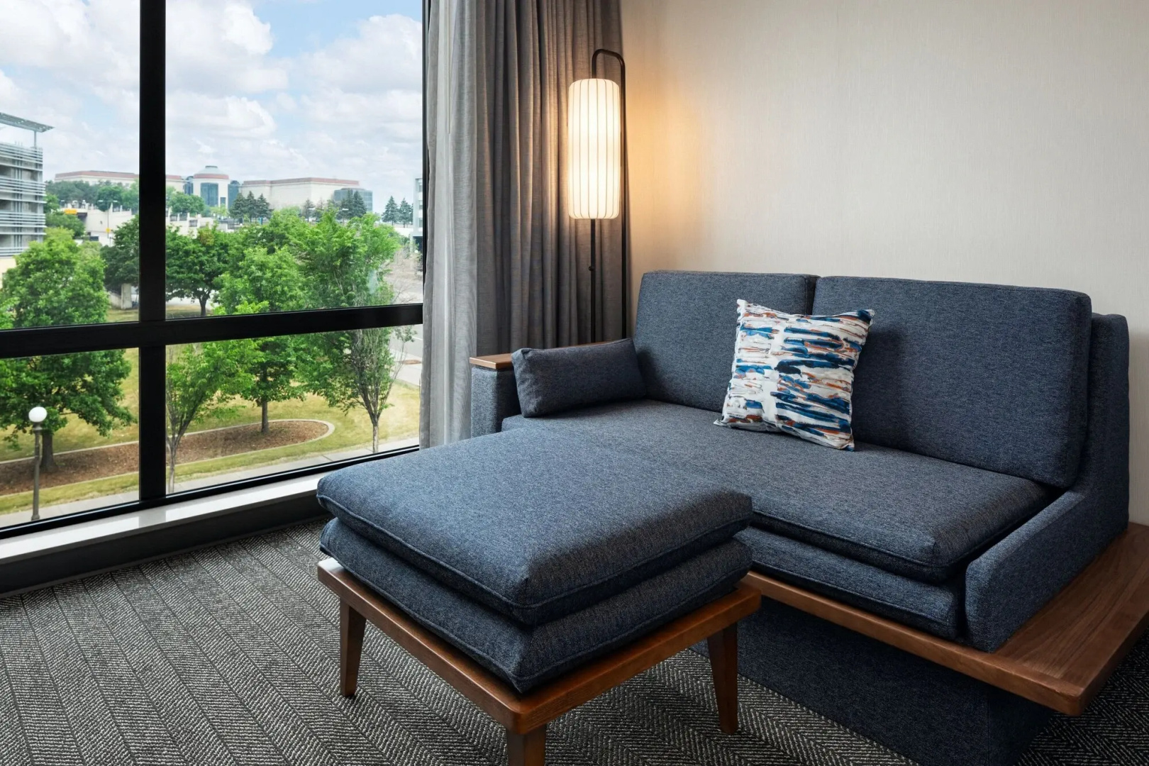 Courtyard by Marriott St. Paul Downtown