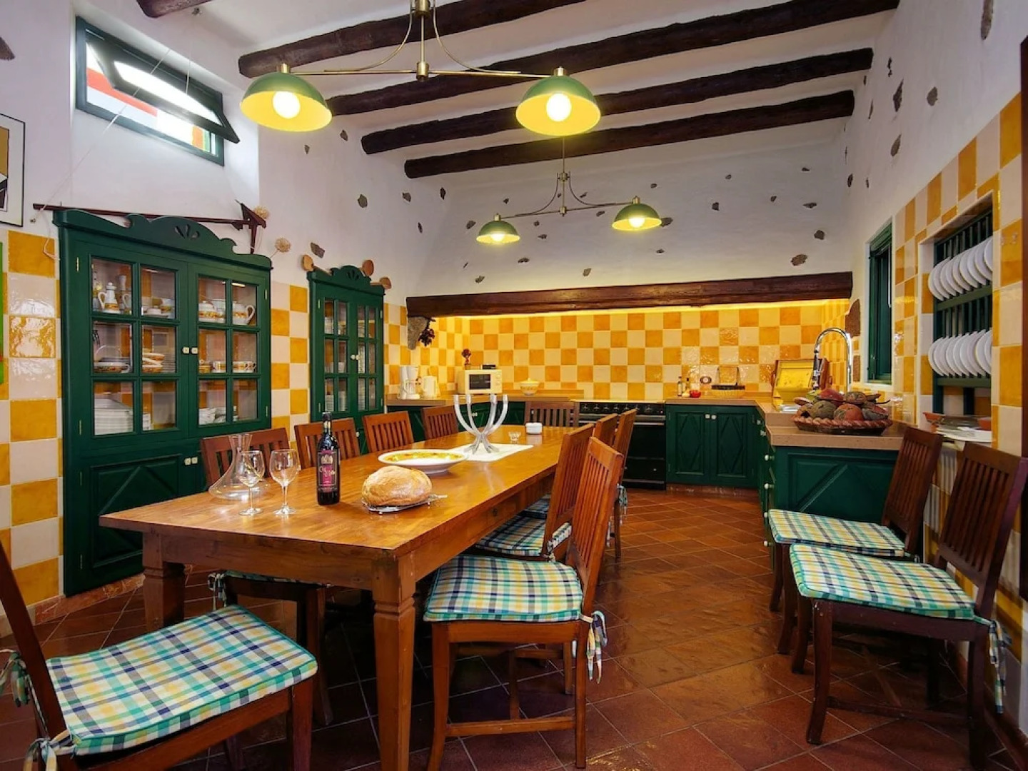 Comfortable Villa in Haría With Swimming Pool