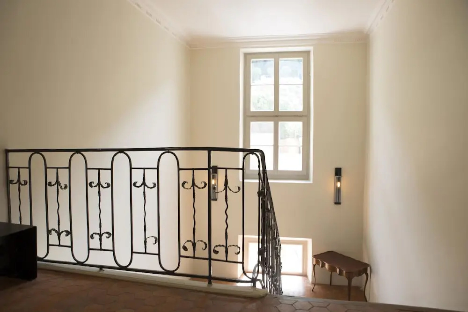 Hôtel de la Villeon - Hôtel 4**** - Bar - Jardins avec vues sur les vignobles - 50mns au sud de Lyon, en Ardèche