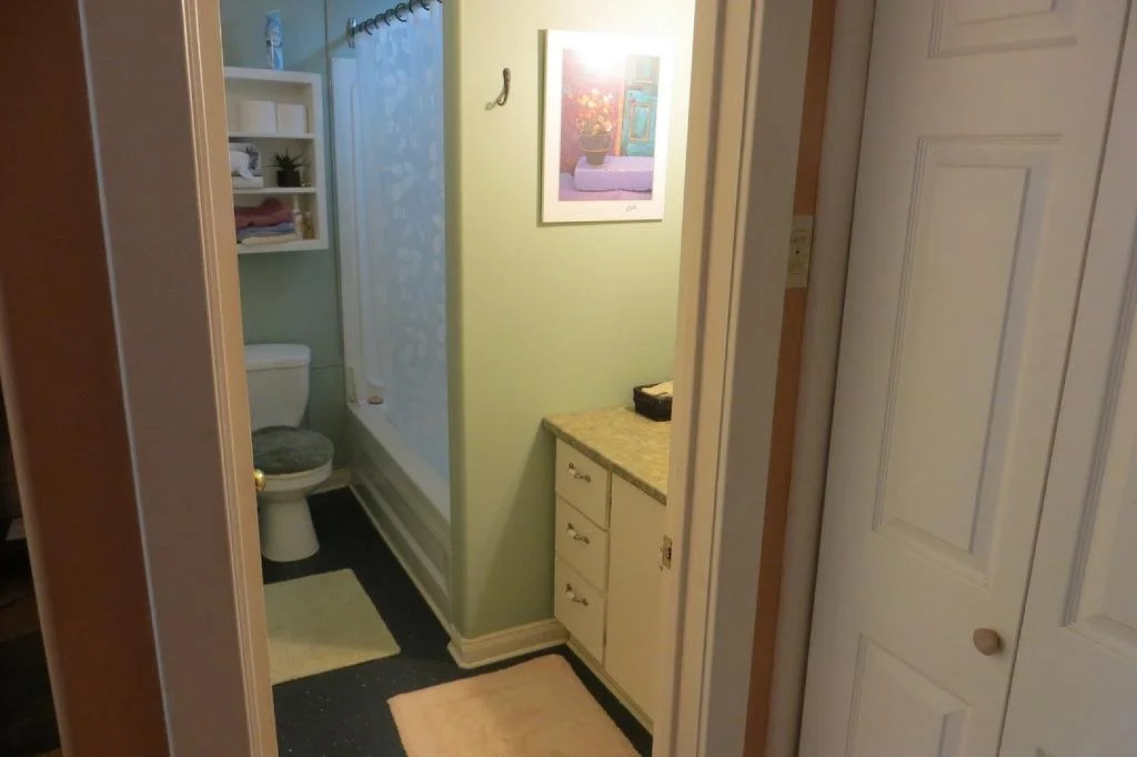 Pleasant Street Suites