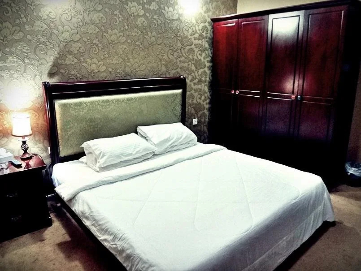 Al Mourouj Inn Hotel