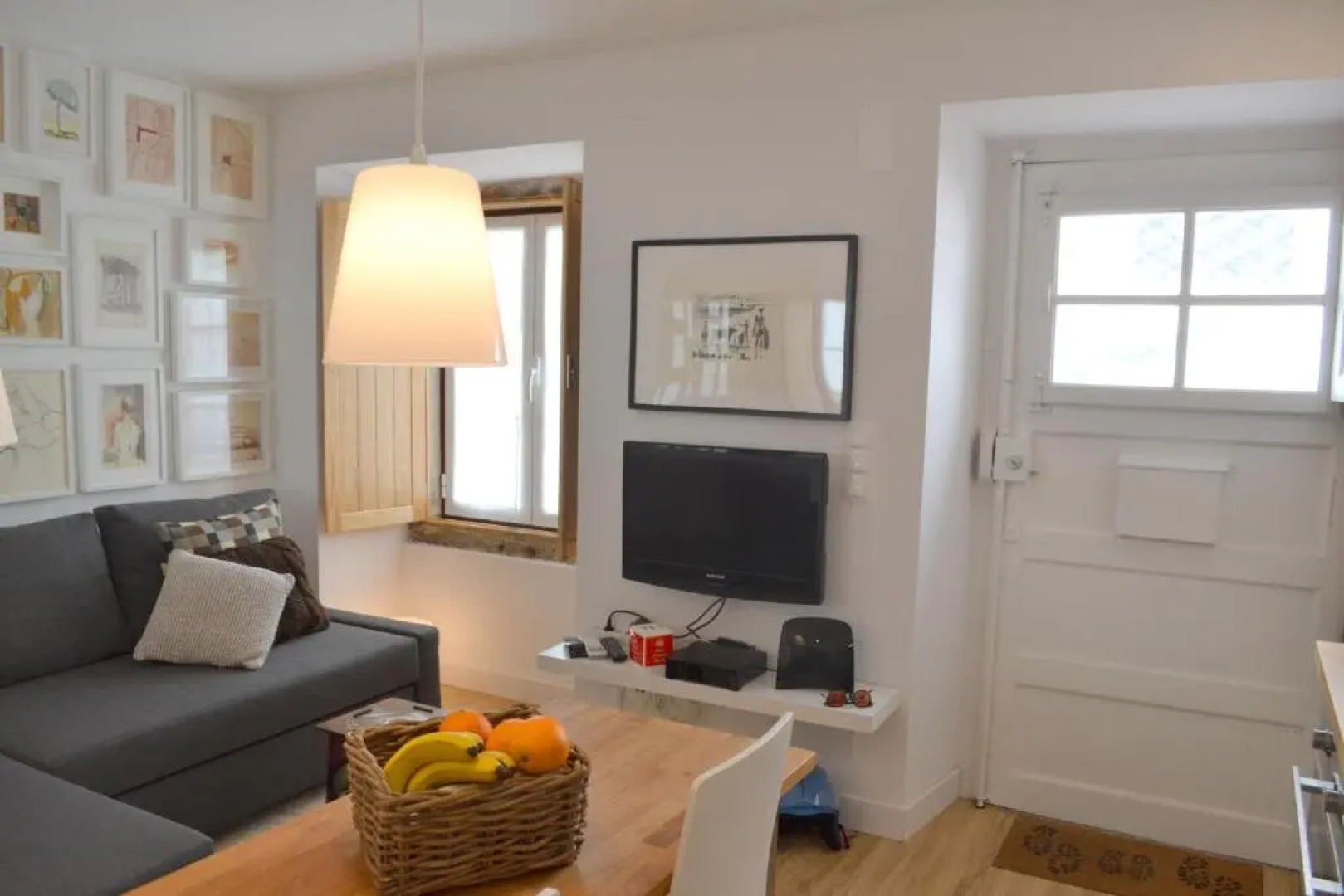 RH Factory 15, Lisbon Apartment