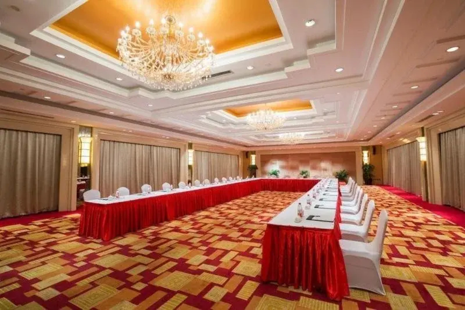 Ruian International Hotel